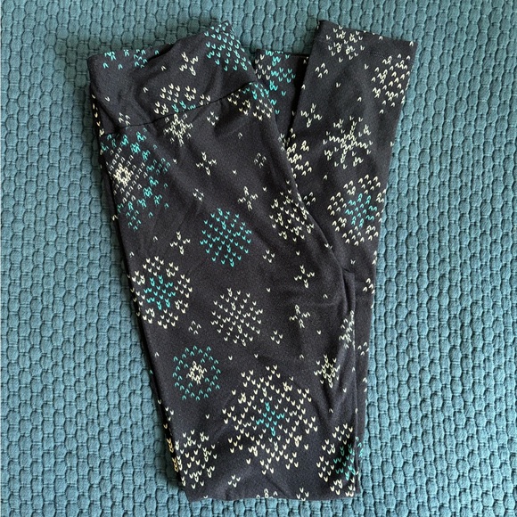 LuLaRoe Pants - ⭐️ Lularoe navy leggings
